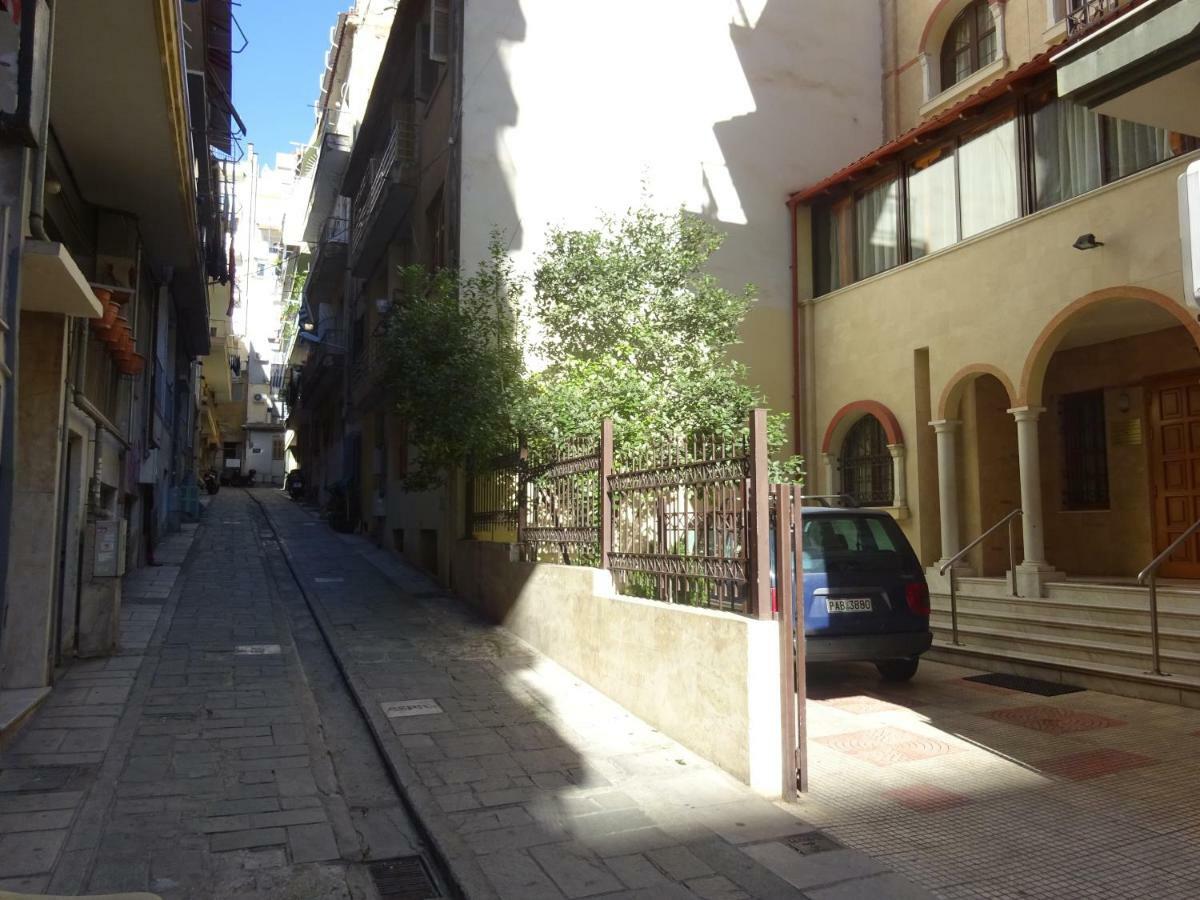 Cosy Penthouse -Up To 6 Guests- In The City Centre! Saloniki Zewnętrze zdjęcie